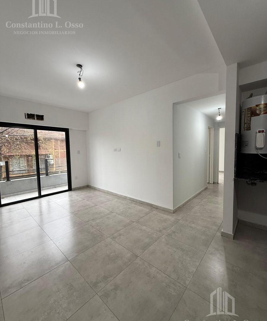 Foto de Departamento tres ambientes - con cochera - Lanusita, imagen 4