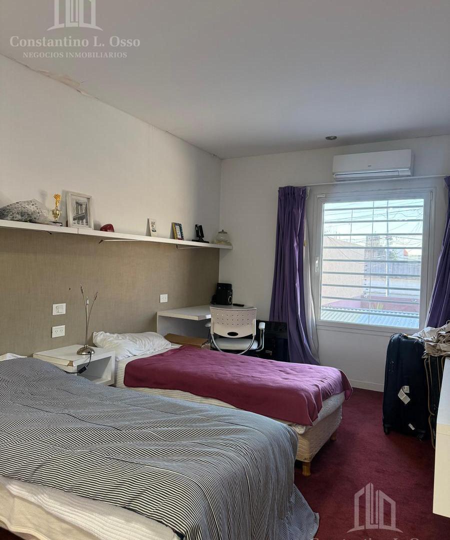 Foto de Casa con jardin - Lote propio - Lanús Oeste - Apto credito, imagen 3