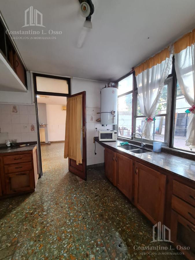 Foto de Hermosa casa en venta - Burzaco, imagen 2