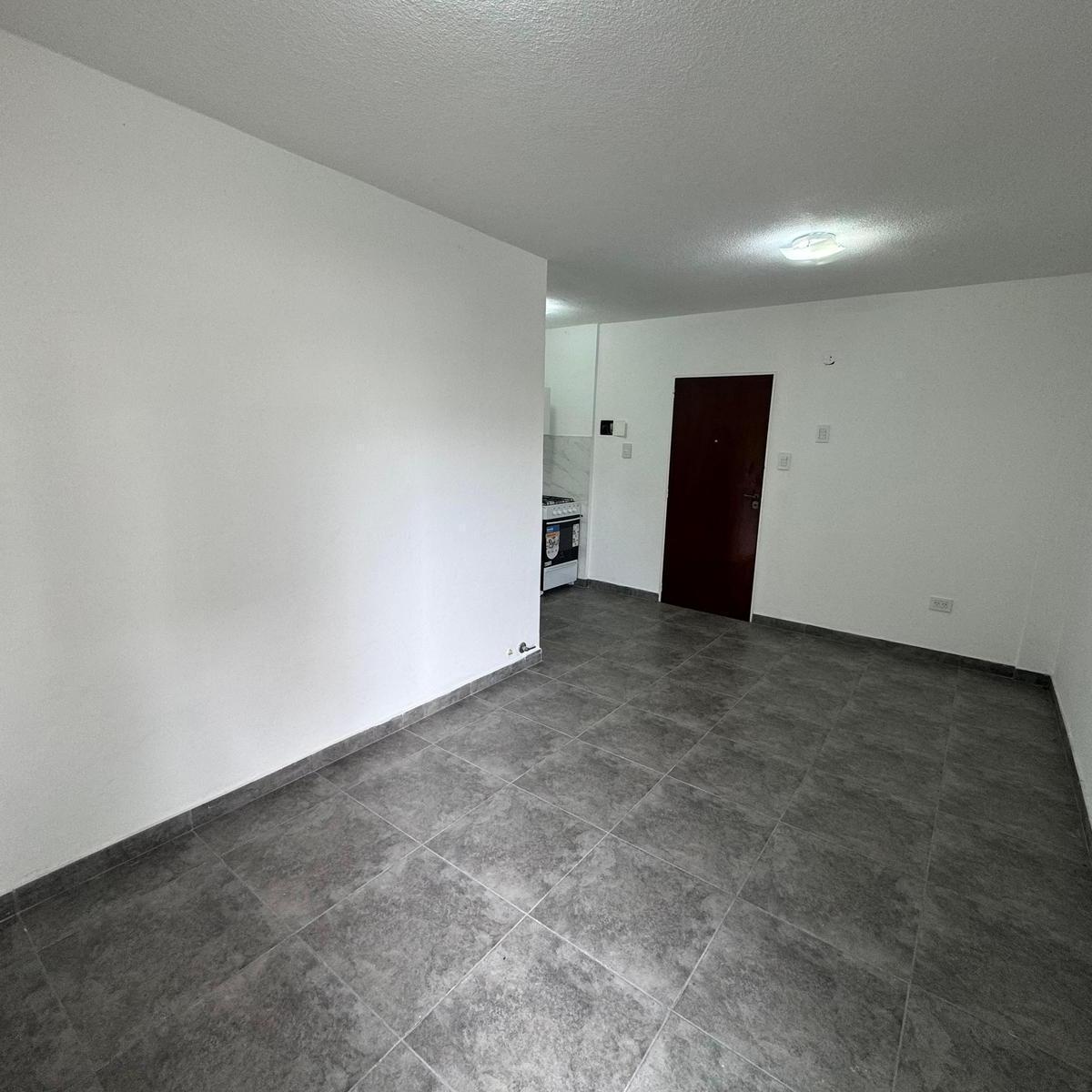 Monoambiente Reciclado en Venta 2 y 57 1
