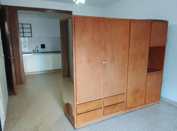 Monoambiente ubicado en Diag. 77 esquina 2 5