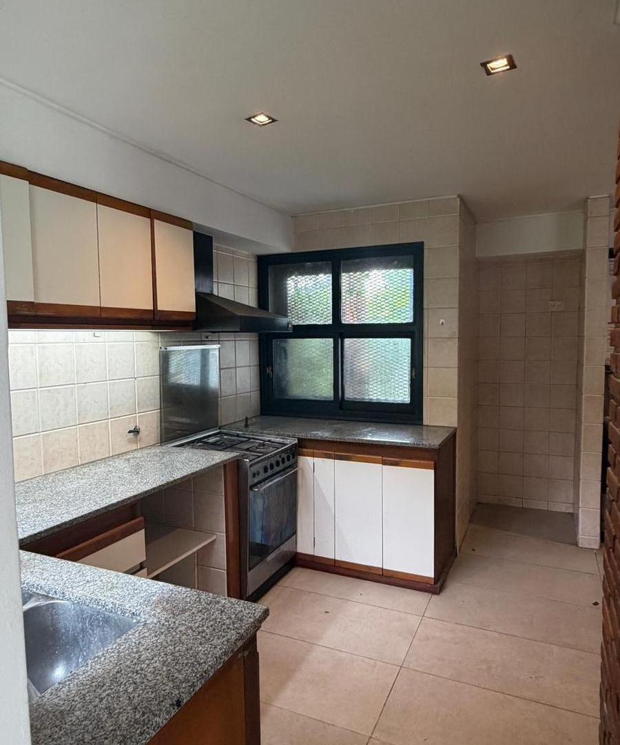 Foto de casa en city bell alquiler parque pileta y quincho, imagen 4