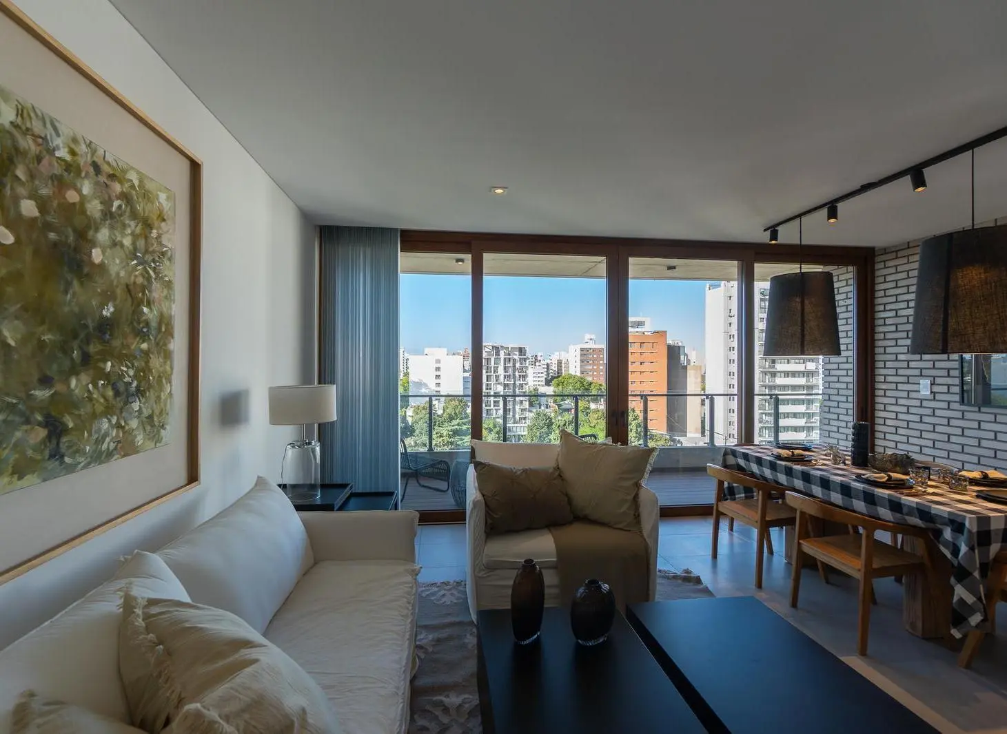 SEMIPISO EN 38 Y PLAZA OLAZABAL EN ALQUILER 2