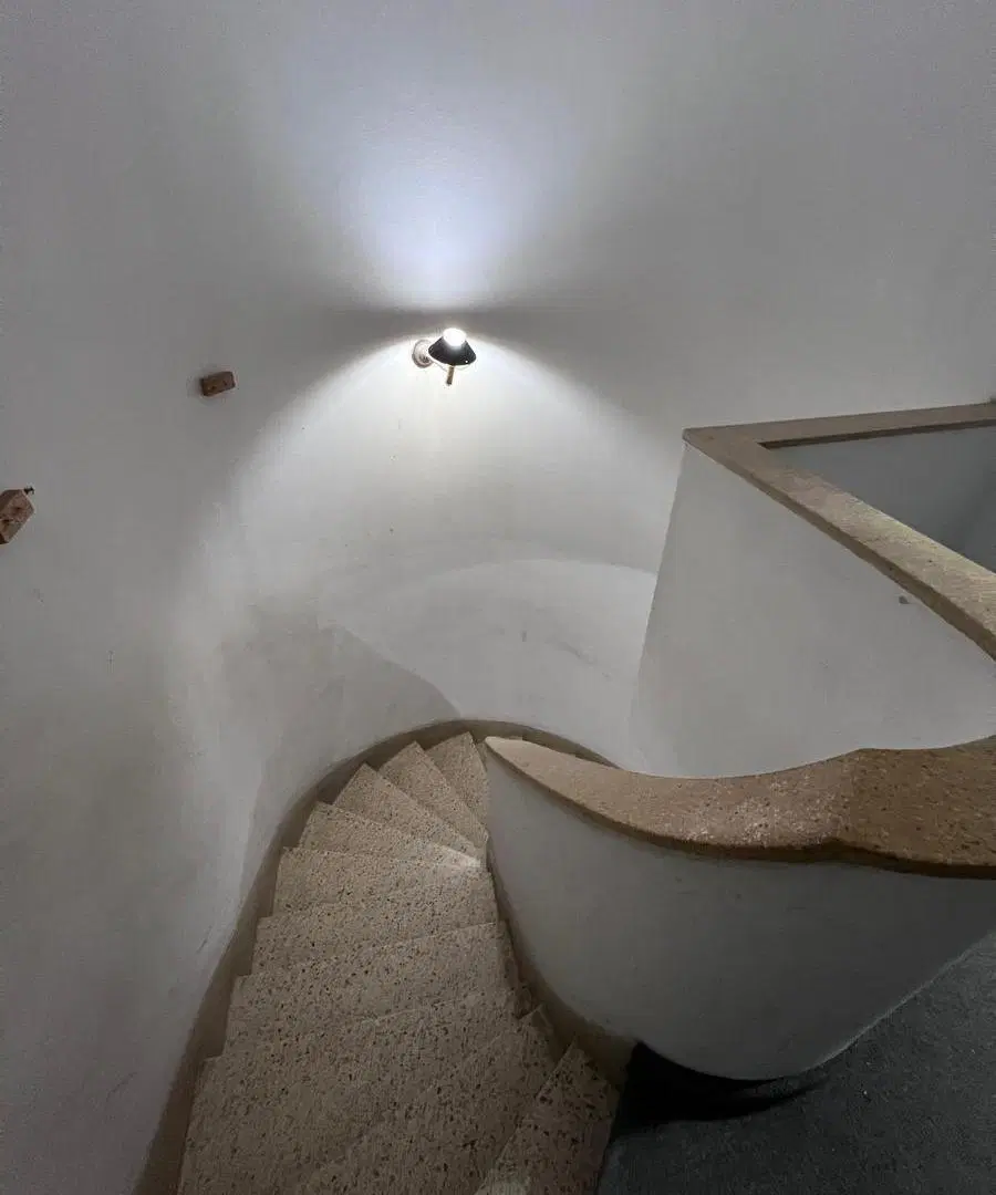 Oficina tipo casa con quincho y dependencias 200m2 5