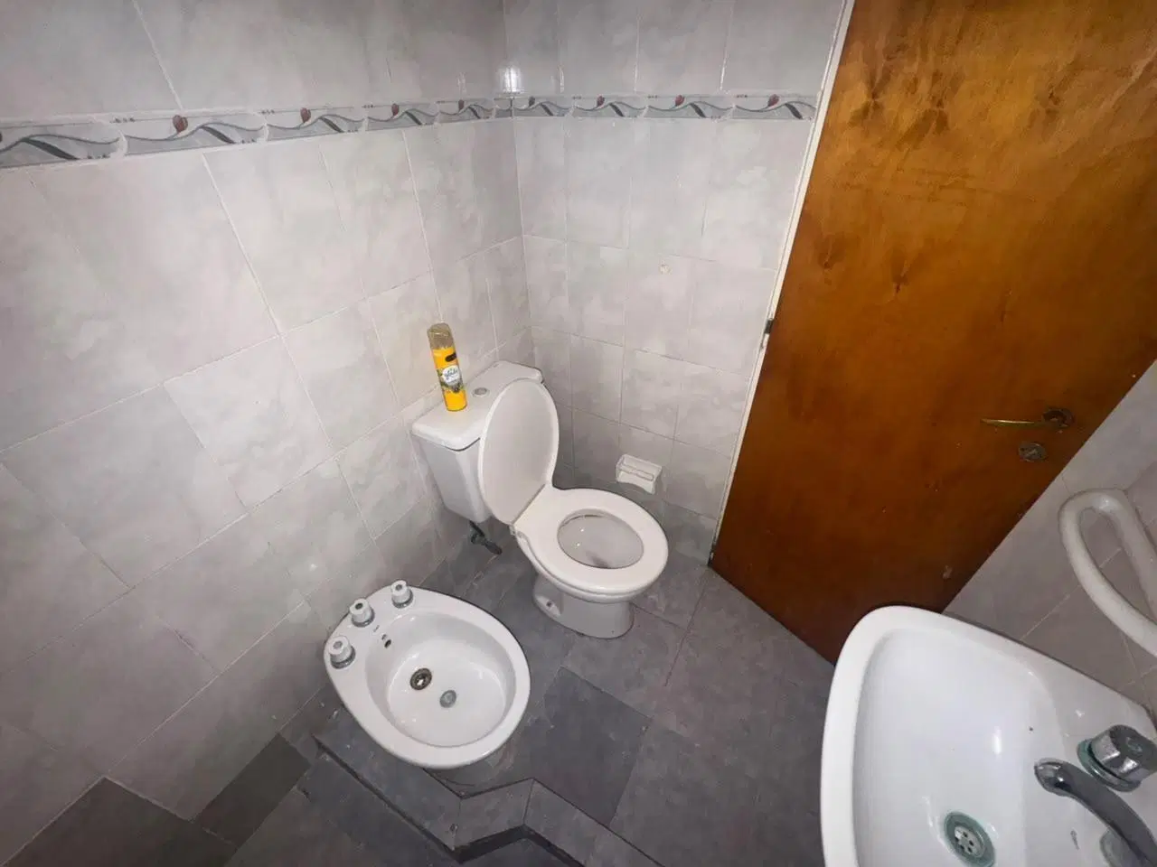 Departamento en alquiler en 24 e/ 47 y 48 de un dormitorio. 4