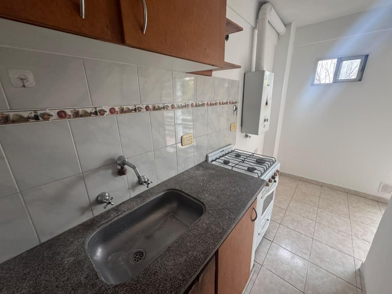 Foto de Departamento en alquiler en 24 e/ 47 y 48 de un dormitorio., imagen 1