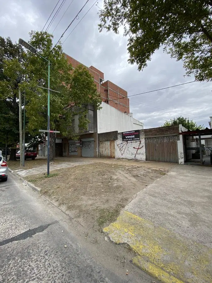 Terreno en avenida 4