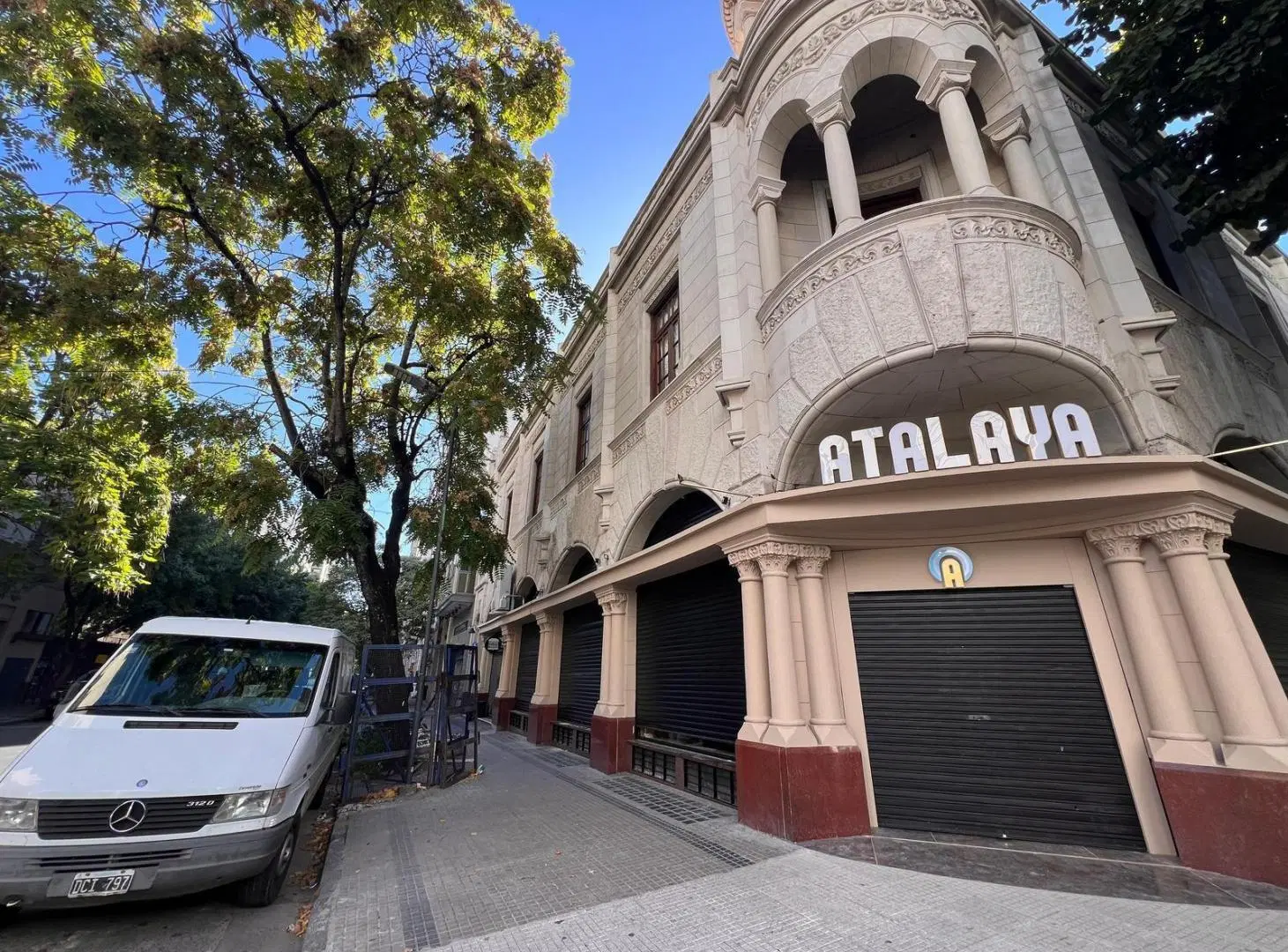 Local alquiler La Plata Centro 48 m2 + subsuelo 48 m2 sin expensas 1