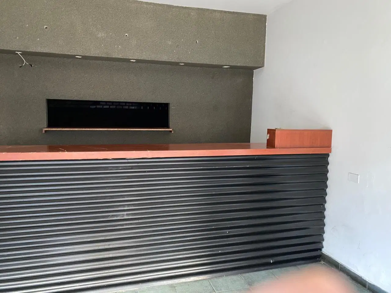 Local alquiler La Plata Centro 48 m2 + subsuelo 48 m2 sin expensas 3