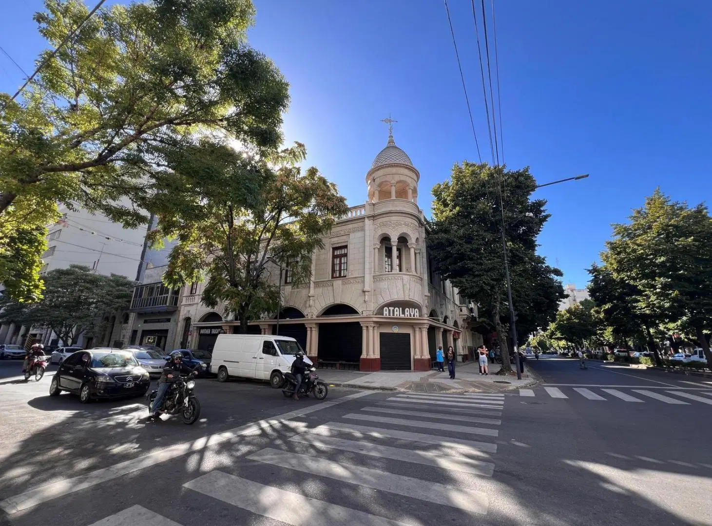 Local alquiler La Plata Centro 48 m2 + subsuelo 48 m2 sin expensas 2