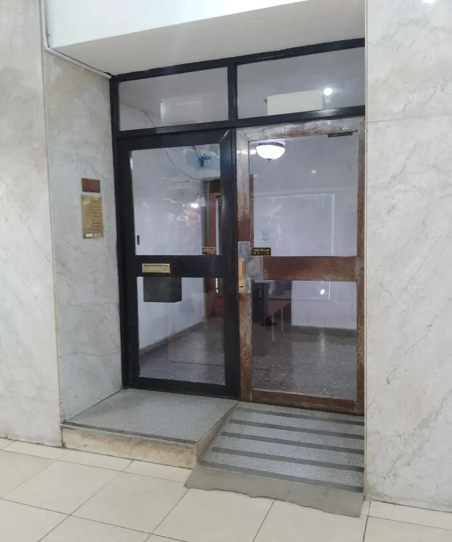 Departamento 2 dormitorios en venta La Plata 3