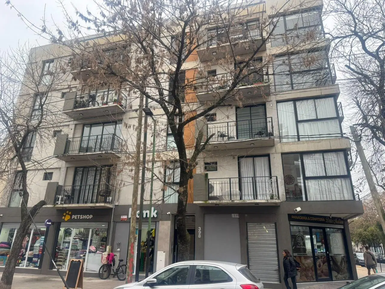 Departamento en alquiler 1 dormitorio con balcón al frente 2