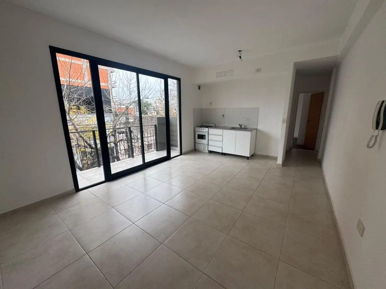 Departamento en alquiler 1 dormitorio con balcón al frente 4