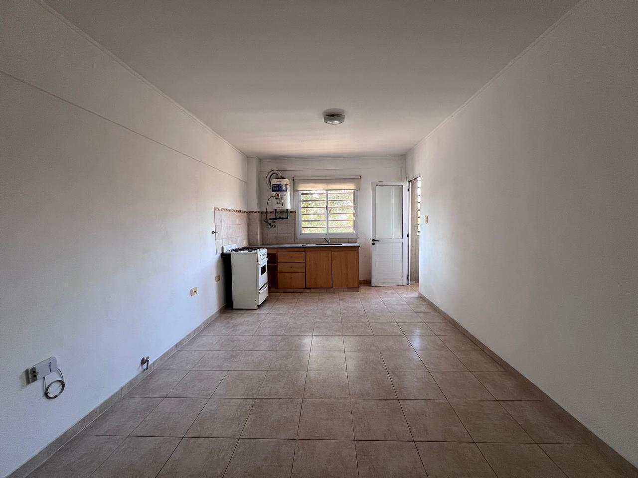 Foto de departamento 1 dormitorio en alquiler con balcon y cochera, imagen 4