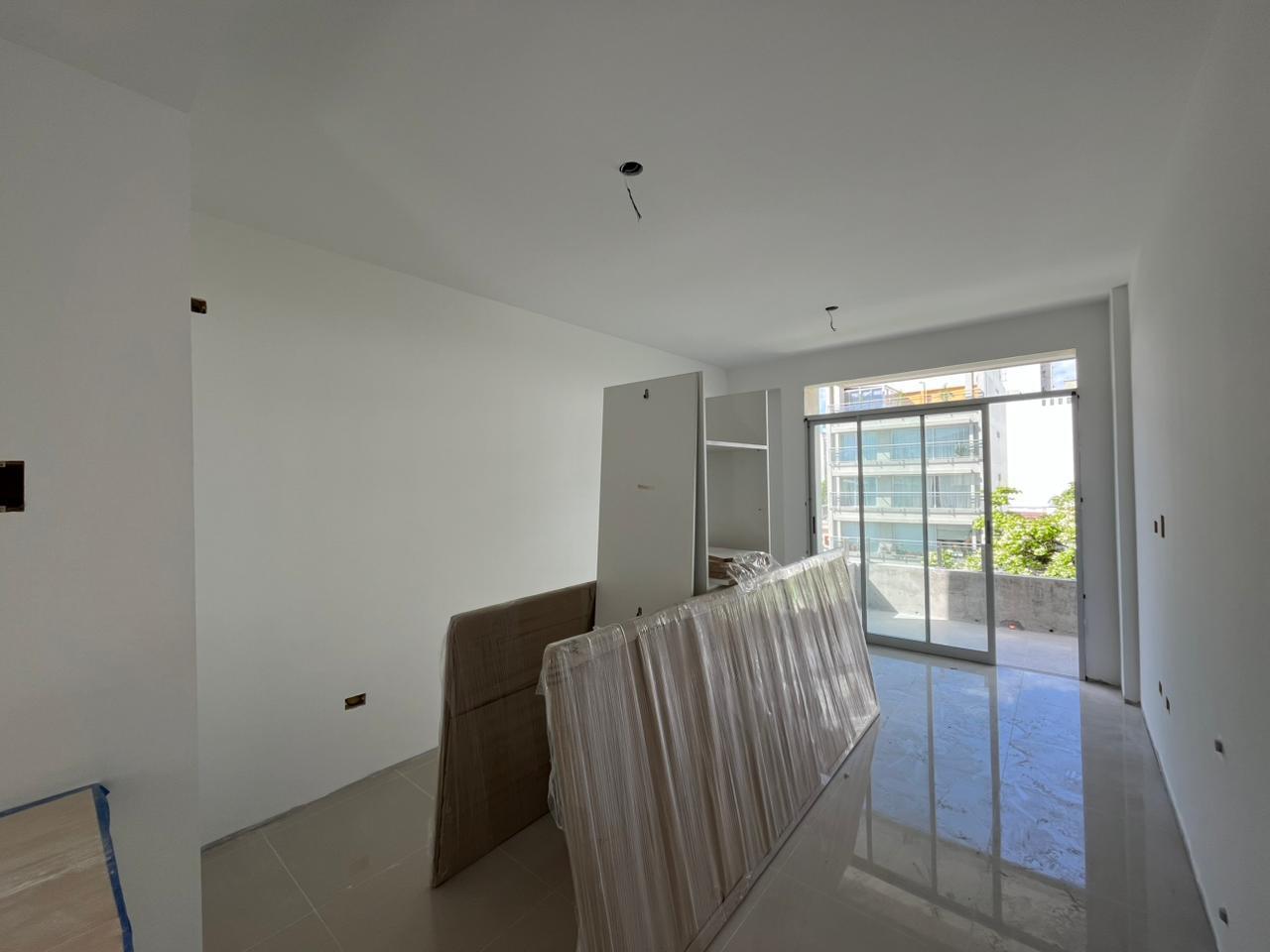 Foto de Departamento en venta de 1 dormitorio al frente, imagen 2