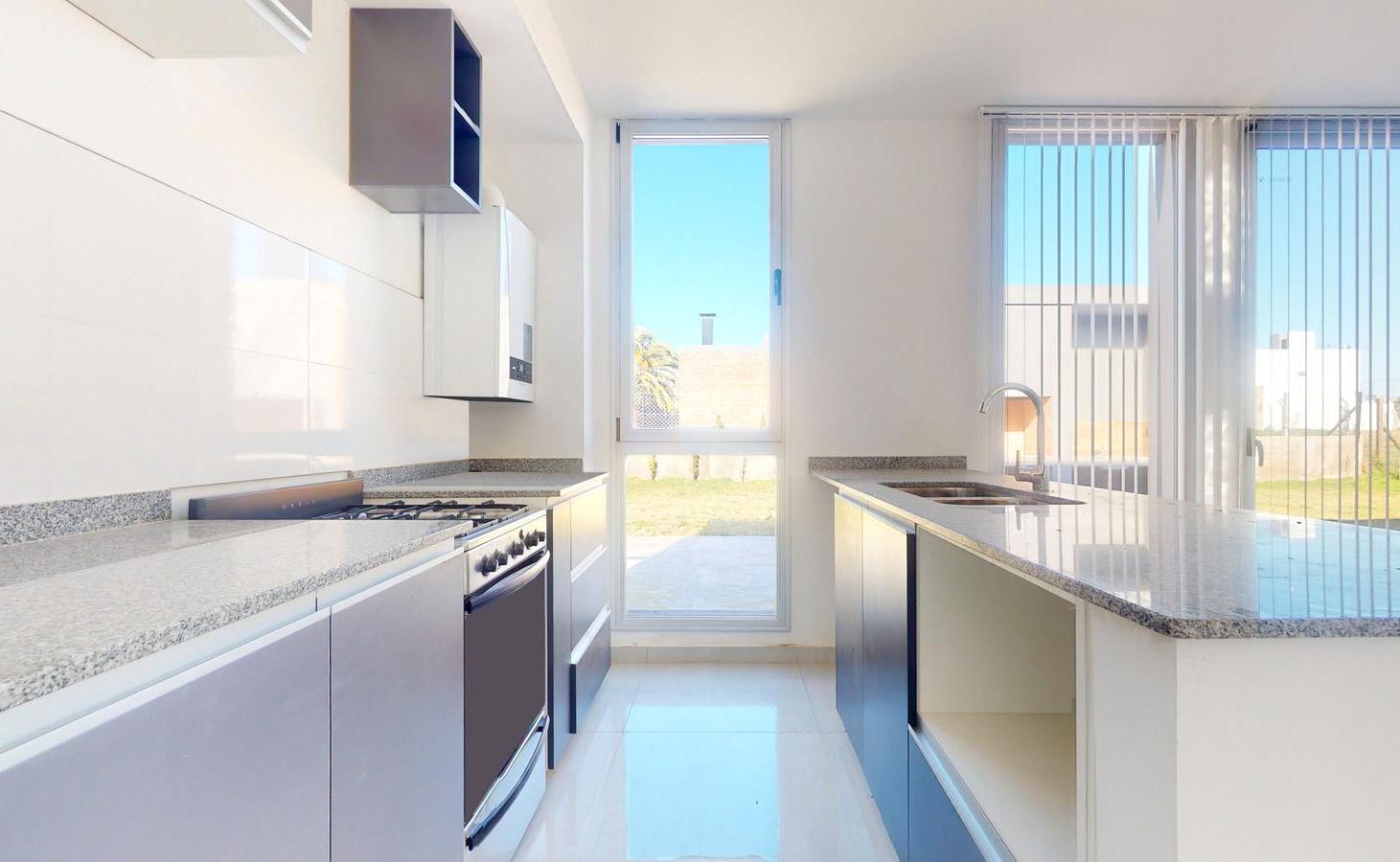 Foto de CASA EN VENTA EN GORINA COMPLEJO CERRADO TEIXIT 4 LOS ENRIQUES, imagen 2