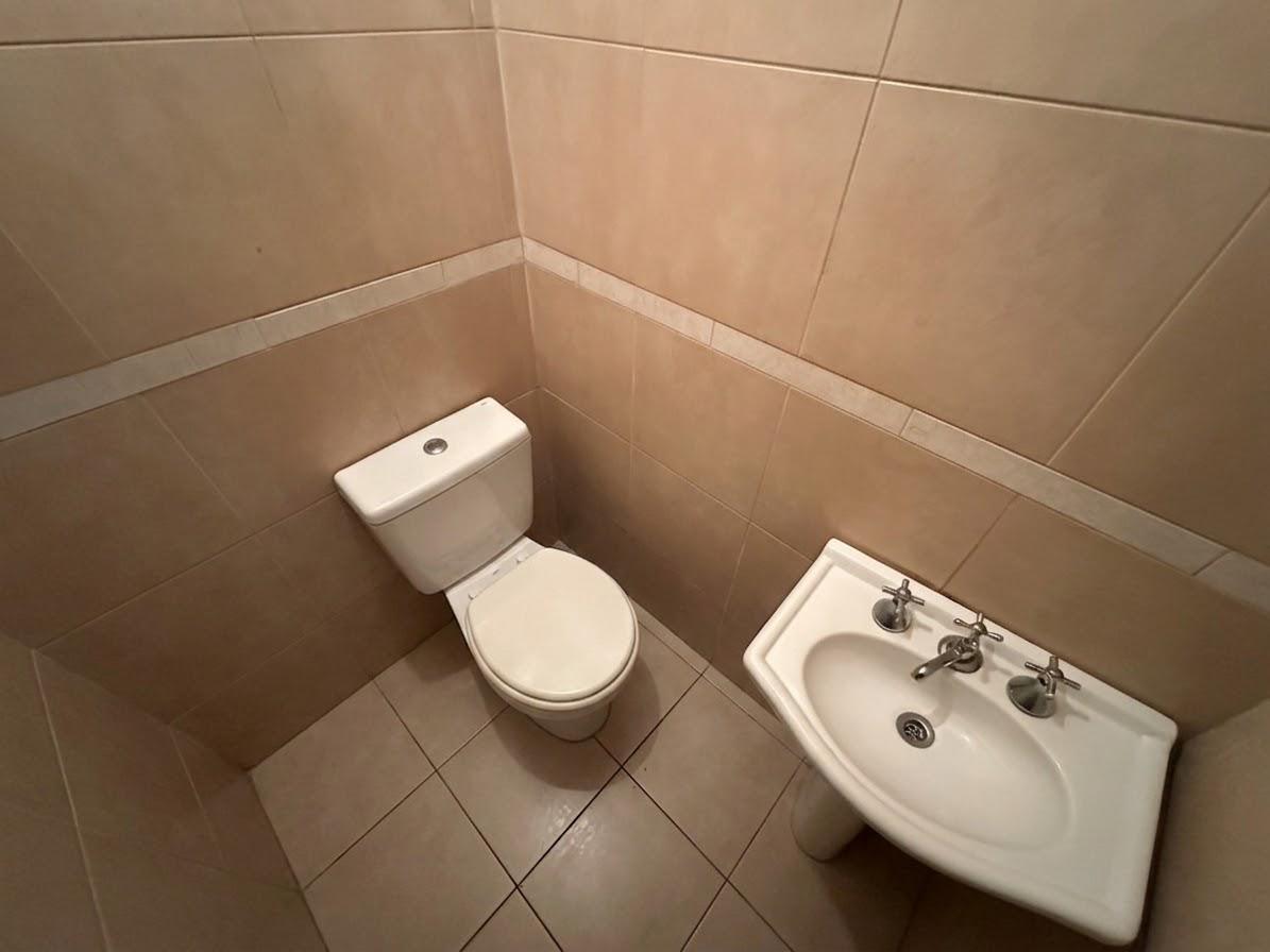 Foto de LOCAL EN VENTA EN 58 6 Y 7, imagen 3