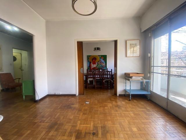 Foto de Departamento 2 dormitorios con cochera y patio en venta, imagen 1