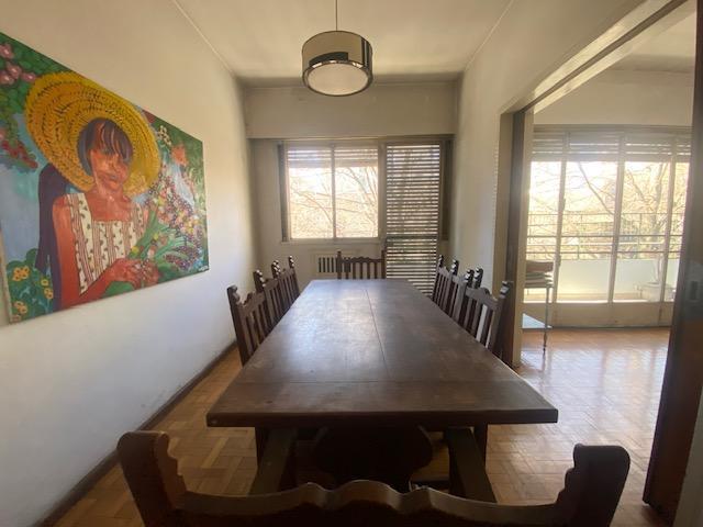 Foto de Departamento 2 dormitorios con cochera y patio en venta, imagen 4