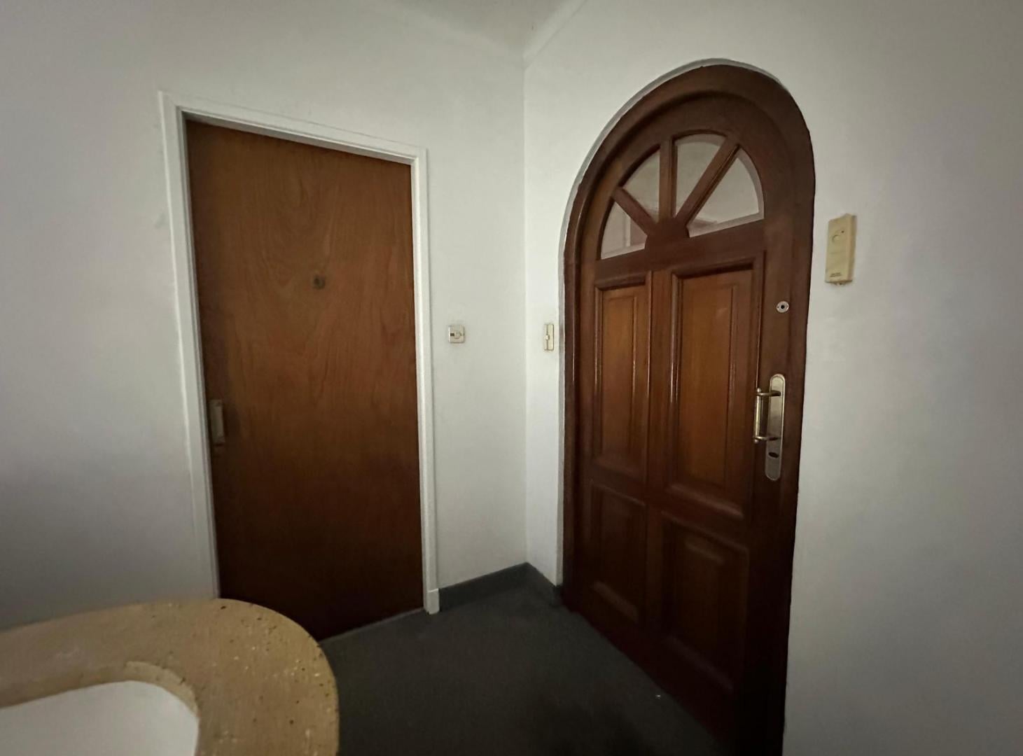 Foto de Oficina tipo casa con quincho y dependencias 200m2, imagen 4