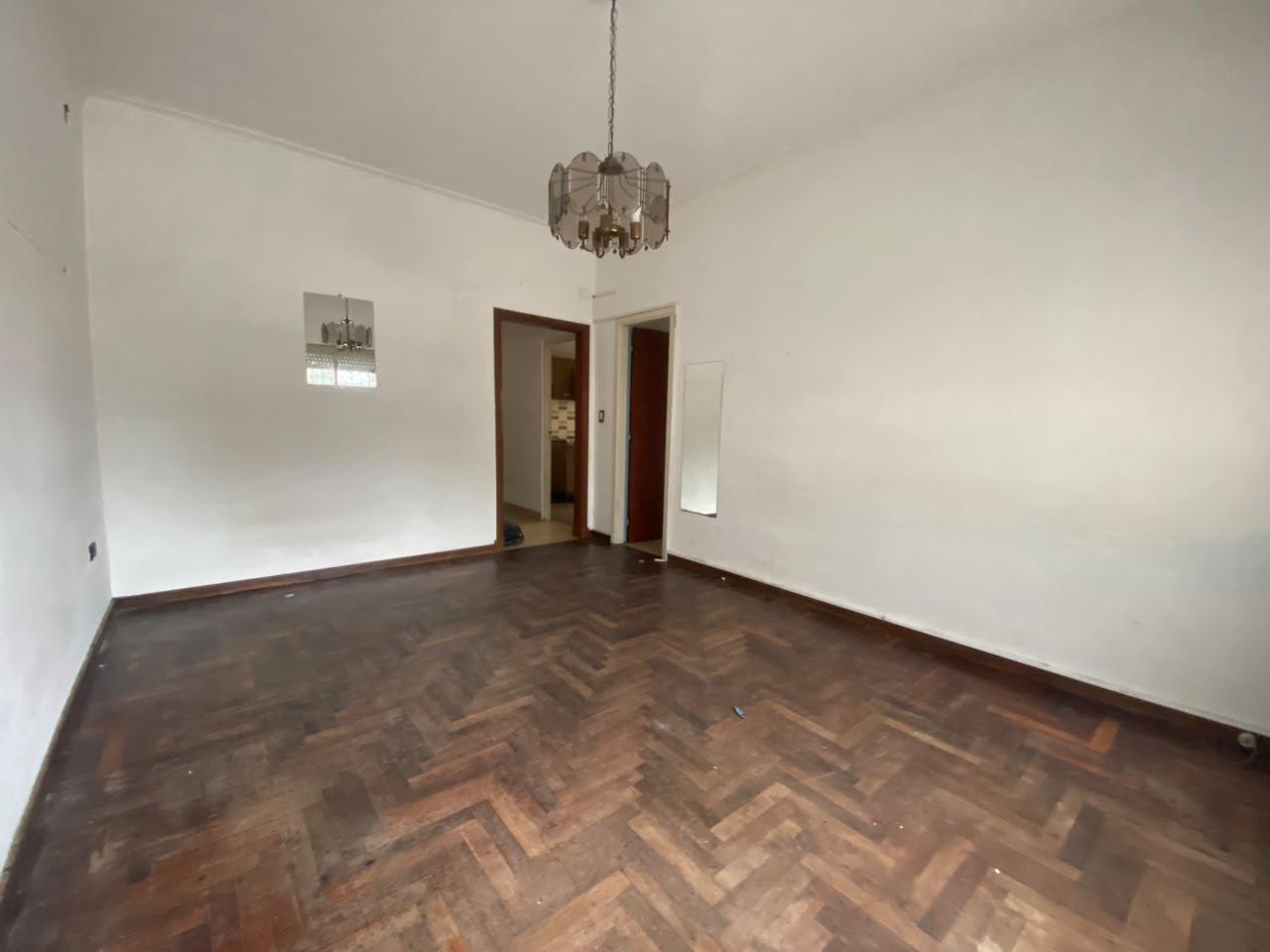 Foto de Departamento en venta a refaccionar, imagen 3