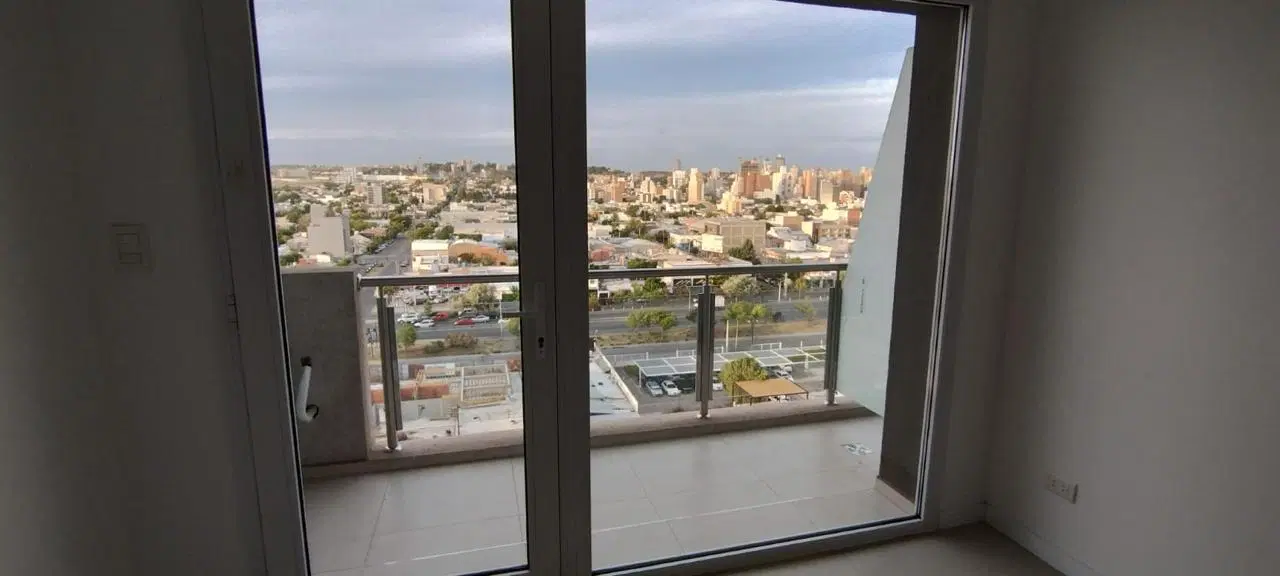 Luminoso Departamento con amenities 4