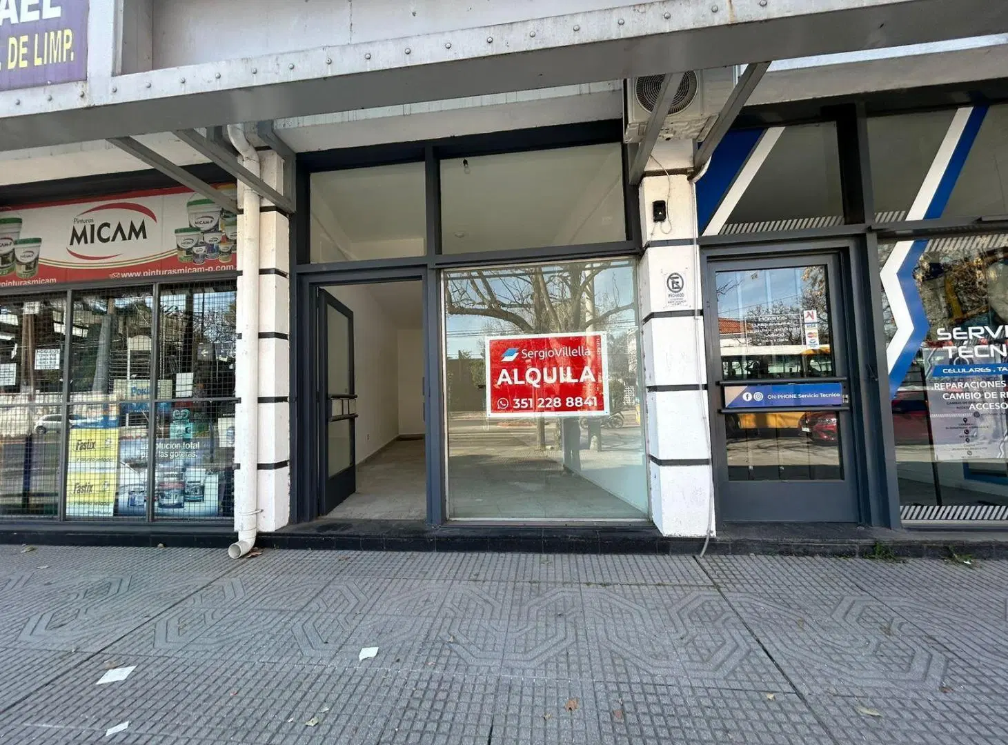 Deposito en Alquiler | Granja De Funes | Salón | Excelente Ubicacion 2