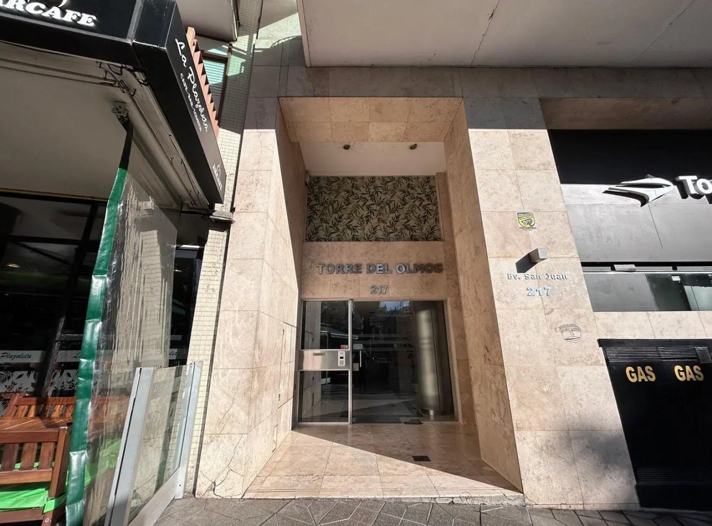 Departamento en Alquiler | 1 Dormitorio | Frente con Balcón | Edificio de Categoría 3