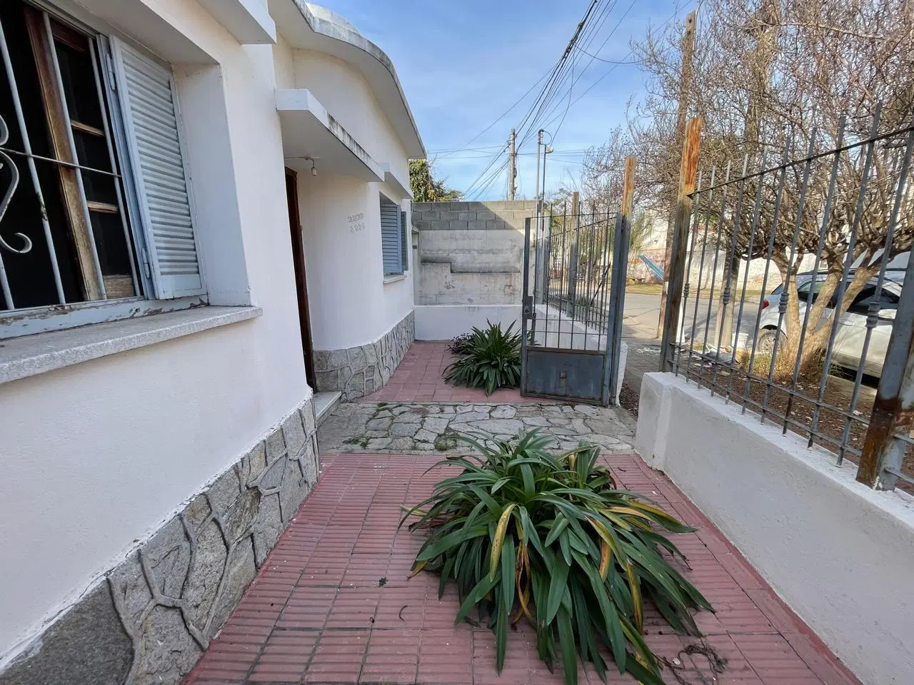 Alto Alberdi | Casa de 2 Dormitorios   Departamento independiente | Gran potencial de Inversión 3