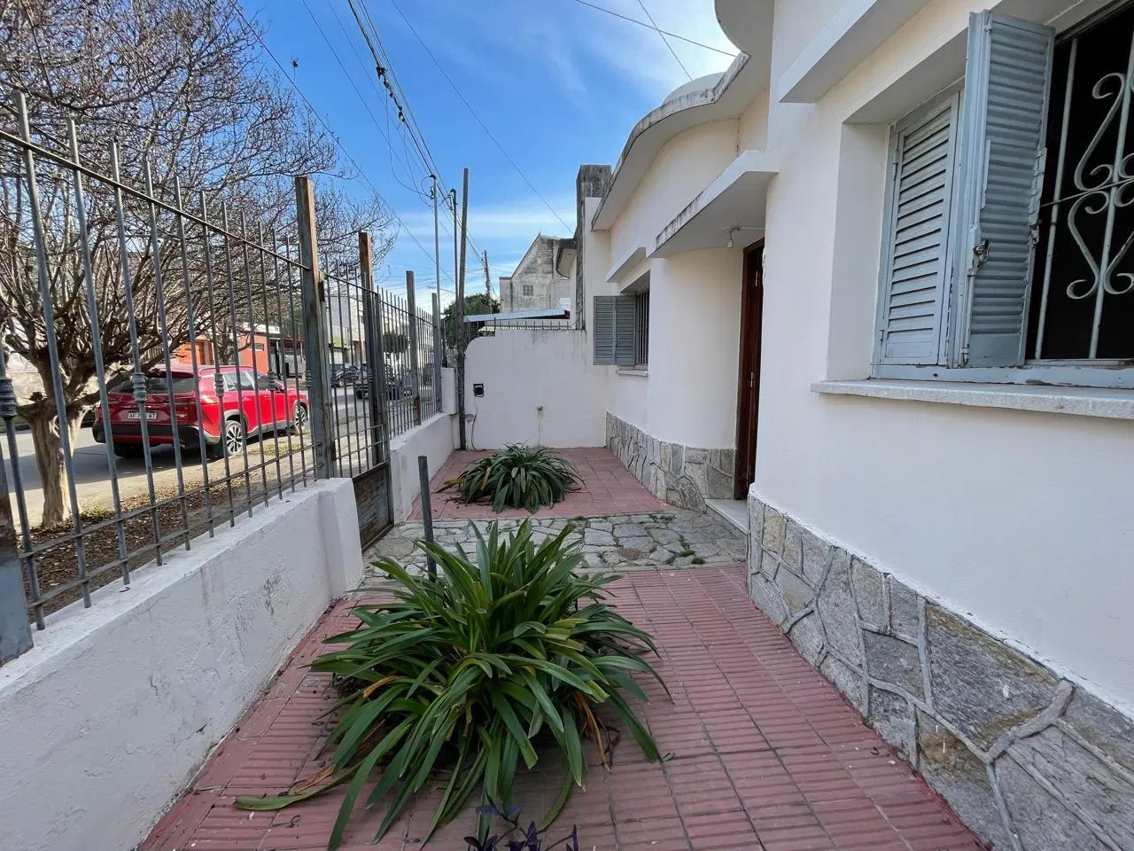 Alto Alberdi | Casa de 2 Dormitorios   Departamento independiente | Gran potencial de Inversión 5