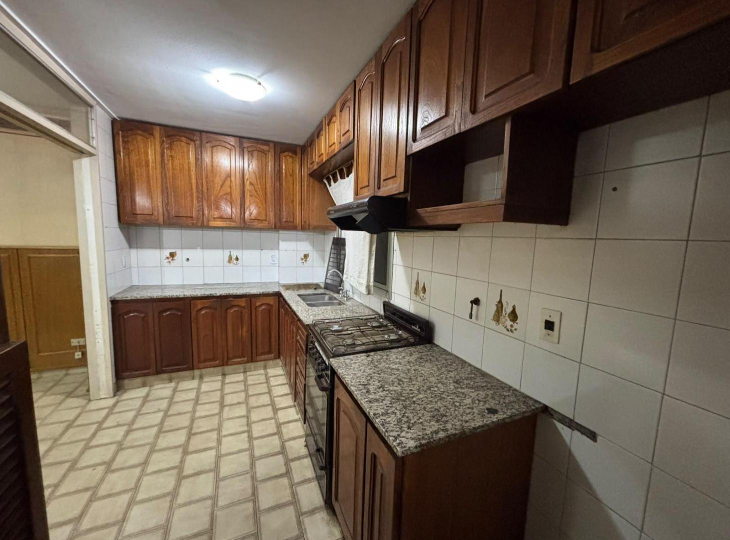 Foto de Departamento en Alquiler | 3 Dormitorios | Nueva Cordoba | 2 Balcones | Amplio | Luminoso | Lavadero, imagen 4