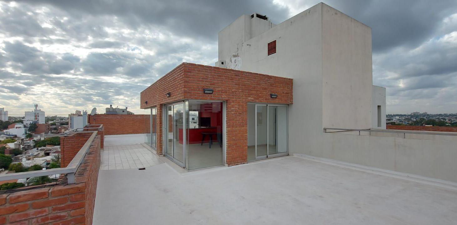 Foto de Departamento en Alquiler | 1 Dormitorio | Barrio General Paz | Frente, imagen 3