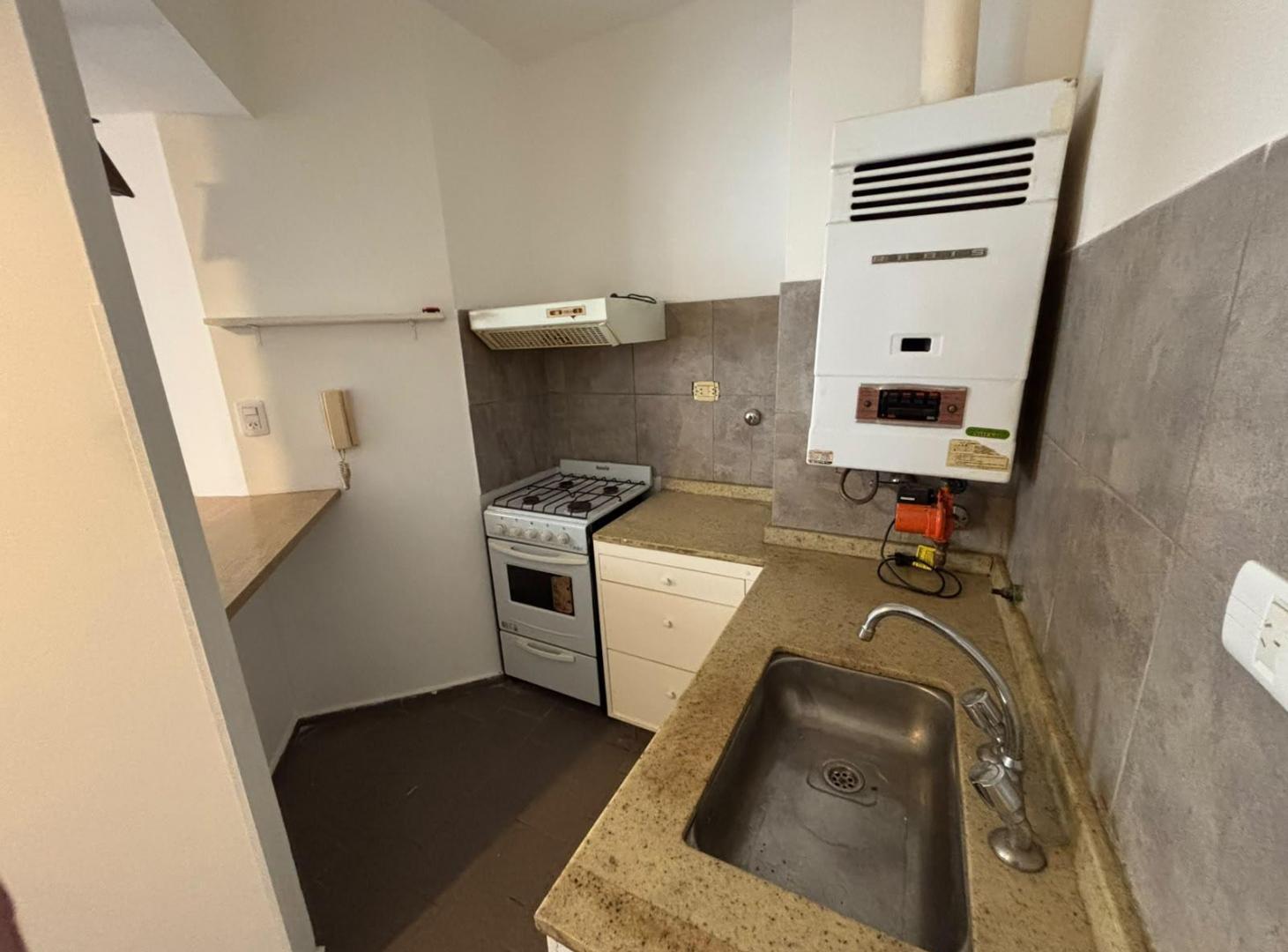 Foto de Departamento en Alquiler | 1 Dormitorio | Observatorio | Economico, imagen 2