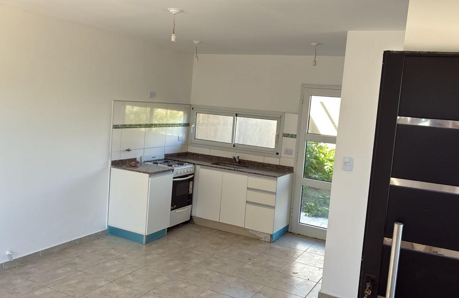 Foto de Espectacular! Duplex en Alquiler 2 Dorm. 2 Baños en Valle Cercano, imagen 4