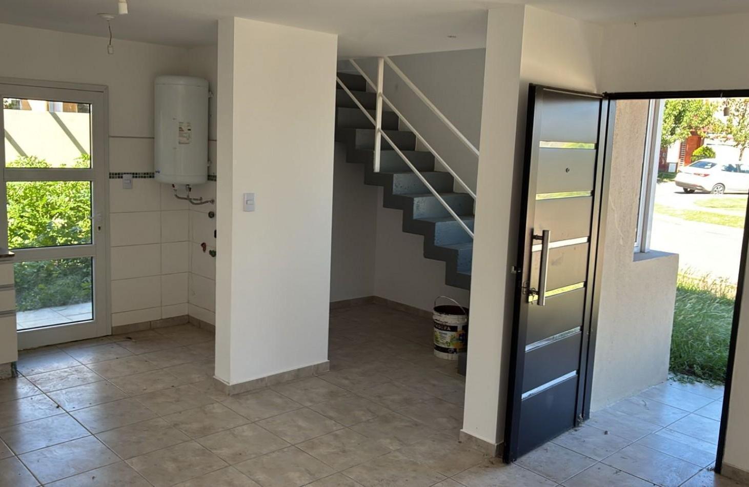 Foto de Espectacular! Duplex en Alquiler 2 Dorm. 2 Baños en Valle Cercano, imagen 3