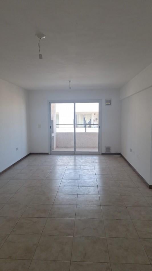 Matienzo! alquiler departamento 2 dormitorios c/ cochera techada MUY AMPLIO!
