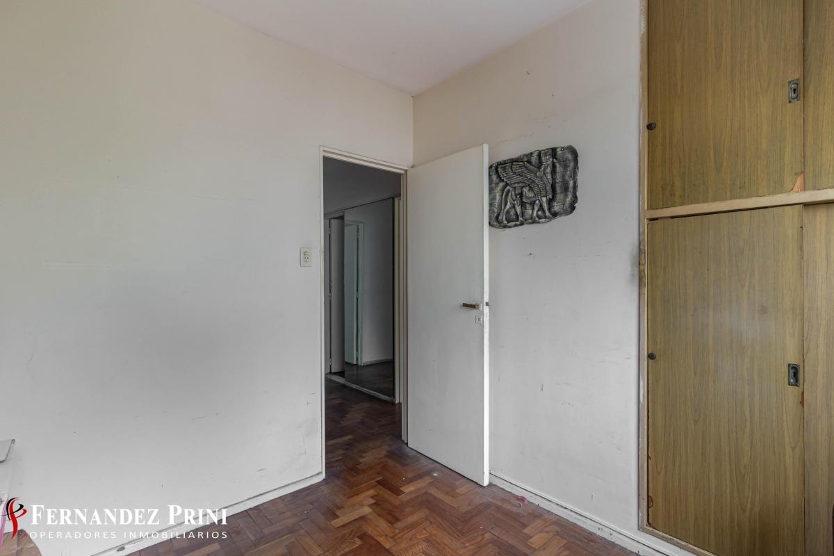 Departamento 4 Ambientes en Torre con Cochera Fija, Vista Abierta 5