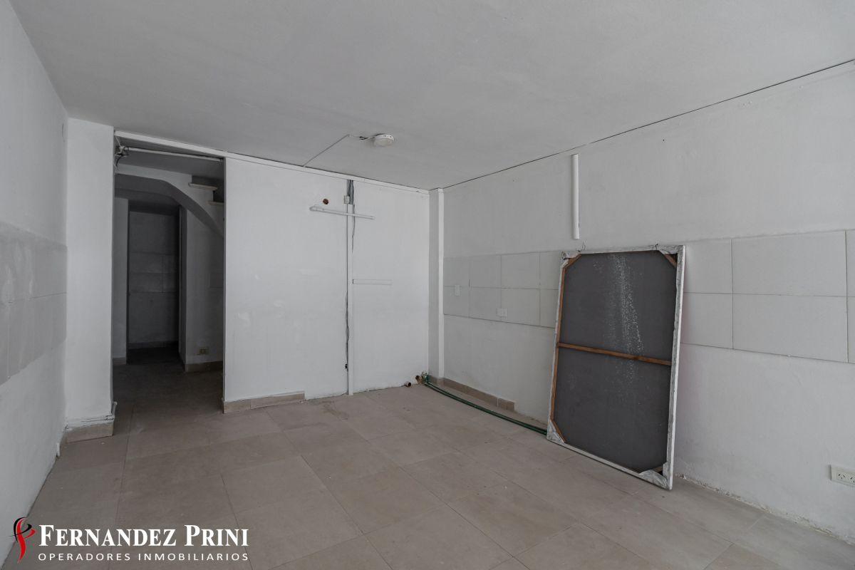 Foto de Local de 60m² con dos plantas, a metros de Av. Santa Fe, imagen 4