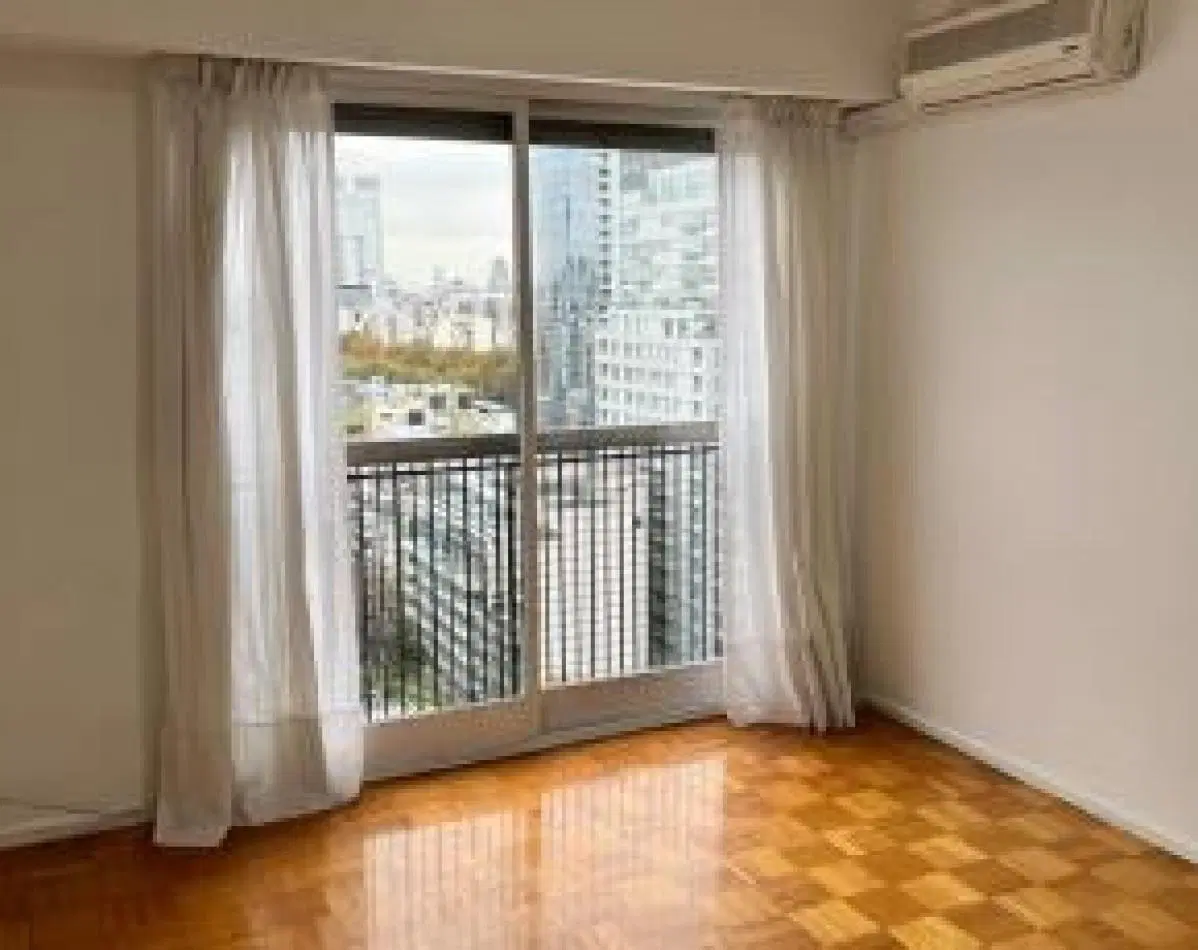 Departamento en alquiler. Palermo. Piso Alto, super luminoso con vista a la Ciudad. Bajas expensas. 3