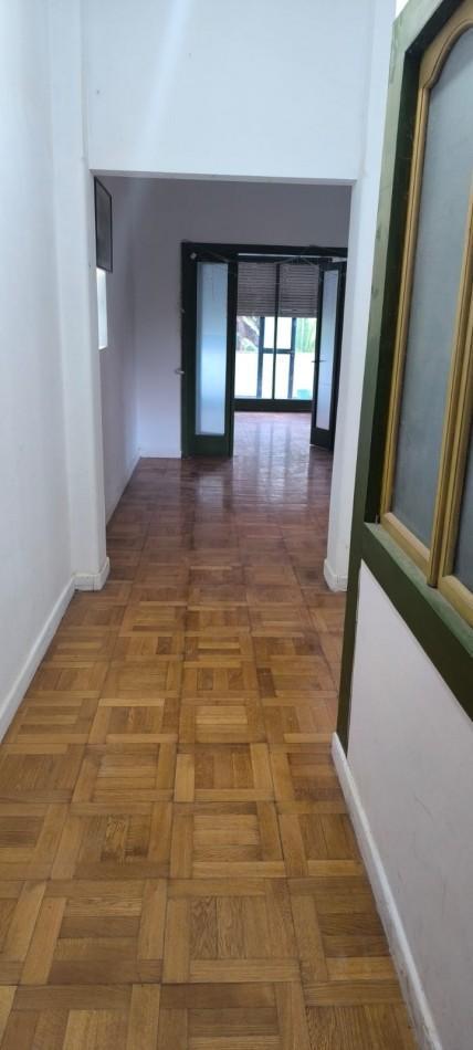Foto de Balvanera. Departamento en Alquiler. 4 Ambientes y dependencia. Muy, imagen 3