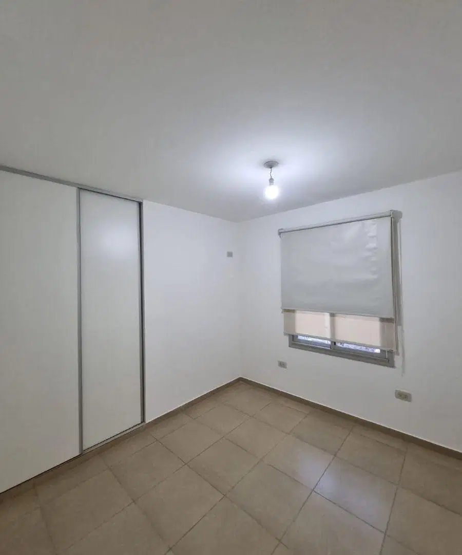 Alquilo B° Nva Córdoba ( 2 dormitorios- edifico de categoría) 3