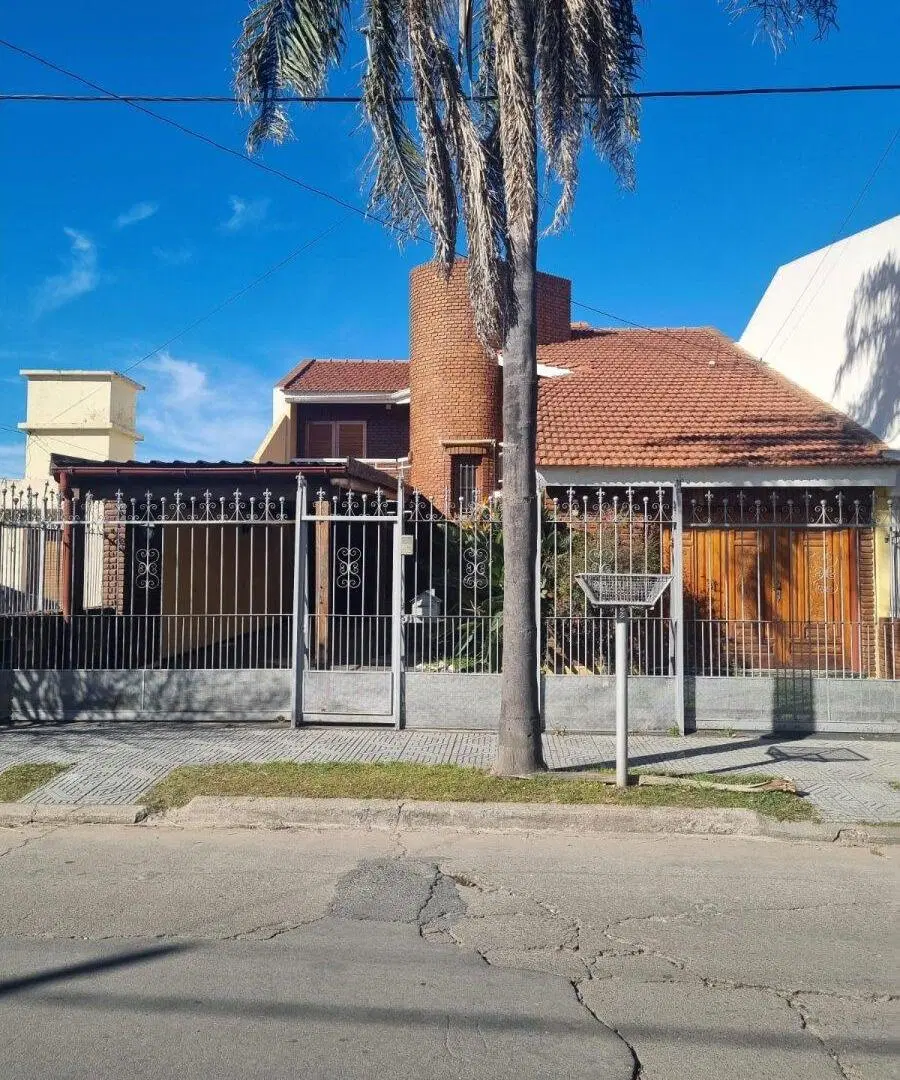 Vendo B° Ayacucho ( detalles de categoria) 1