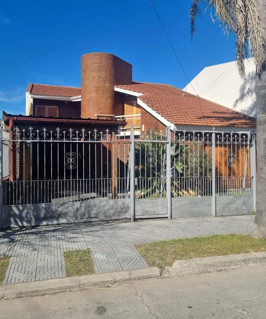 Vendo B° Ayacucho ( detalles de categoria) 5