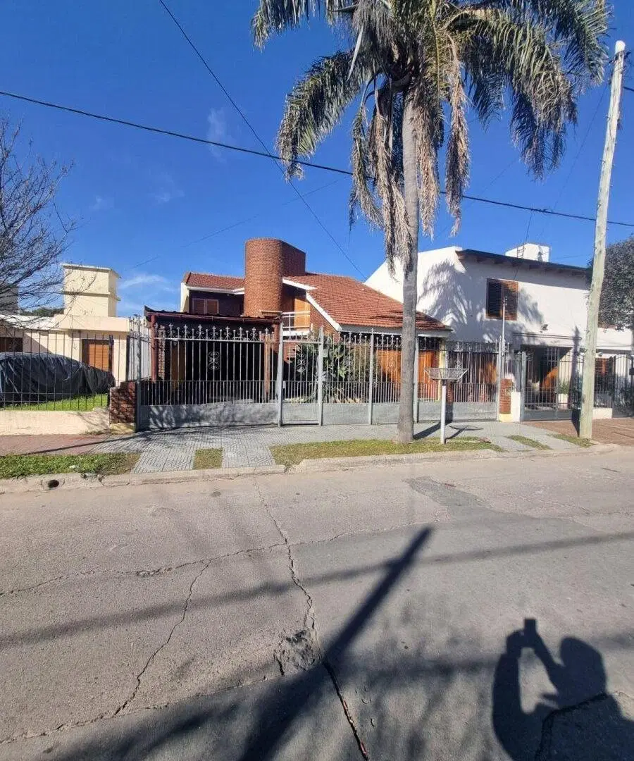 Vendo B° Ayacucho ( detalles de categoria) 2
