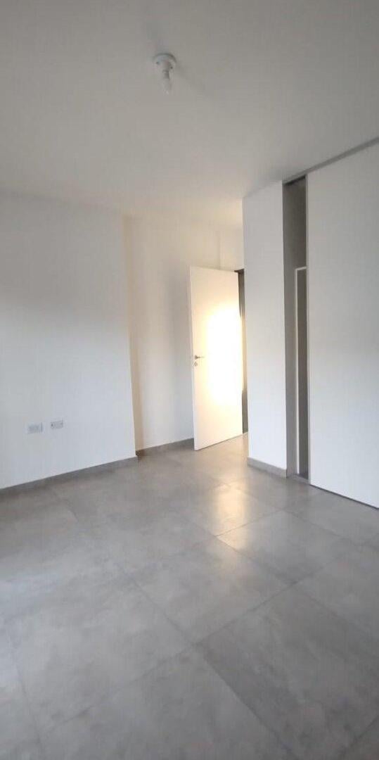 Foto de VENDO EN B° COFICO A ESTRENAR, imagen 4
