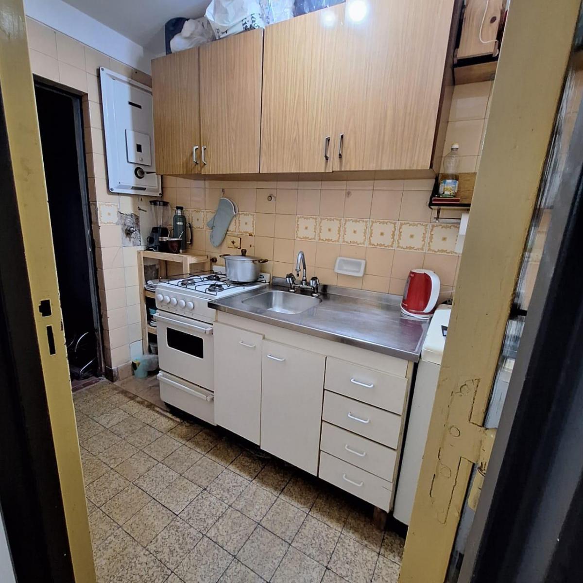 Foto de 2 AMB., CON PATIO - ZONA CENTRO - APTO PROFESIONAL - con renta, ideal, imagen 5
