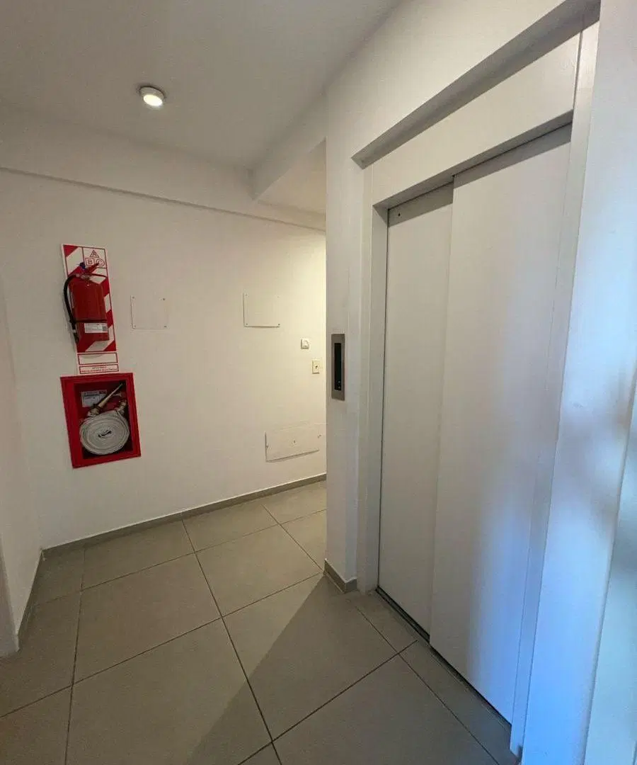 DPTO. DE 2 AMB. 2 BALCONES FTE Y C/FTE – APTO CREDITO Y PROFESIONAL - SAN CRISTOBAL 5