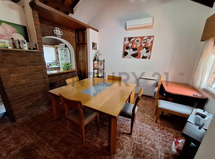 Casa de 5 dormitorios y local en venta, Tigre Centro 5