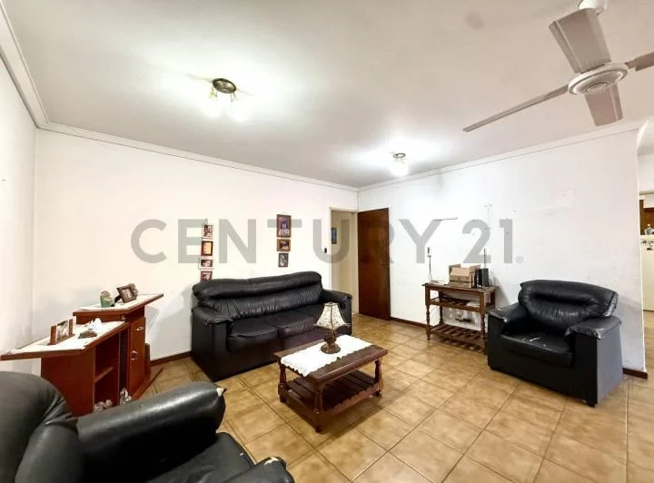 Alquiler Casa 4 Ambientes con Terraza y Quincho, Los Troncos del Talar, Tigre 2