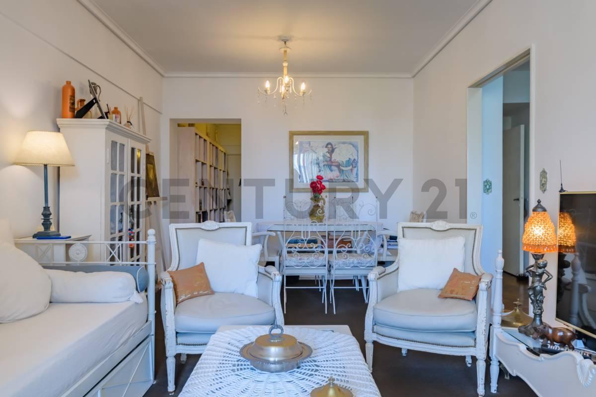 Foto de Departamento de 4 ambientes en venta en San Telmo, imagen 3